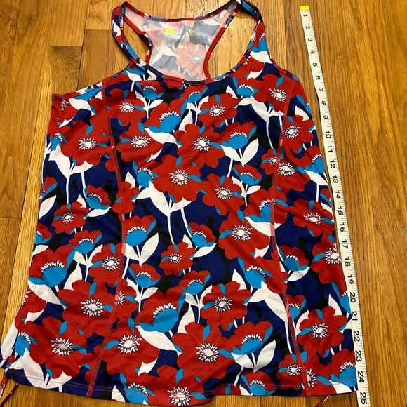 BOGO Xersion Razorback Top - Picture 1 of 6